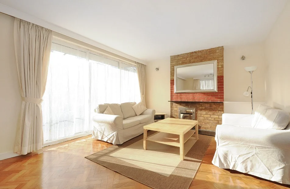 Flat Haverstock Hill in Greater London