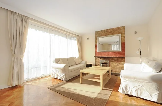 Flat Haverstock Hill in Greater London