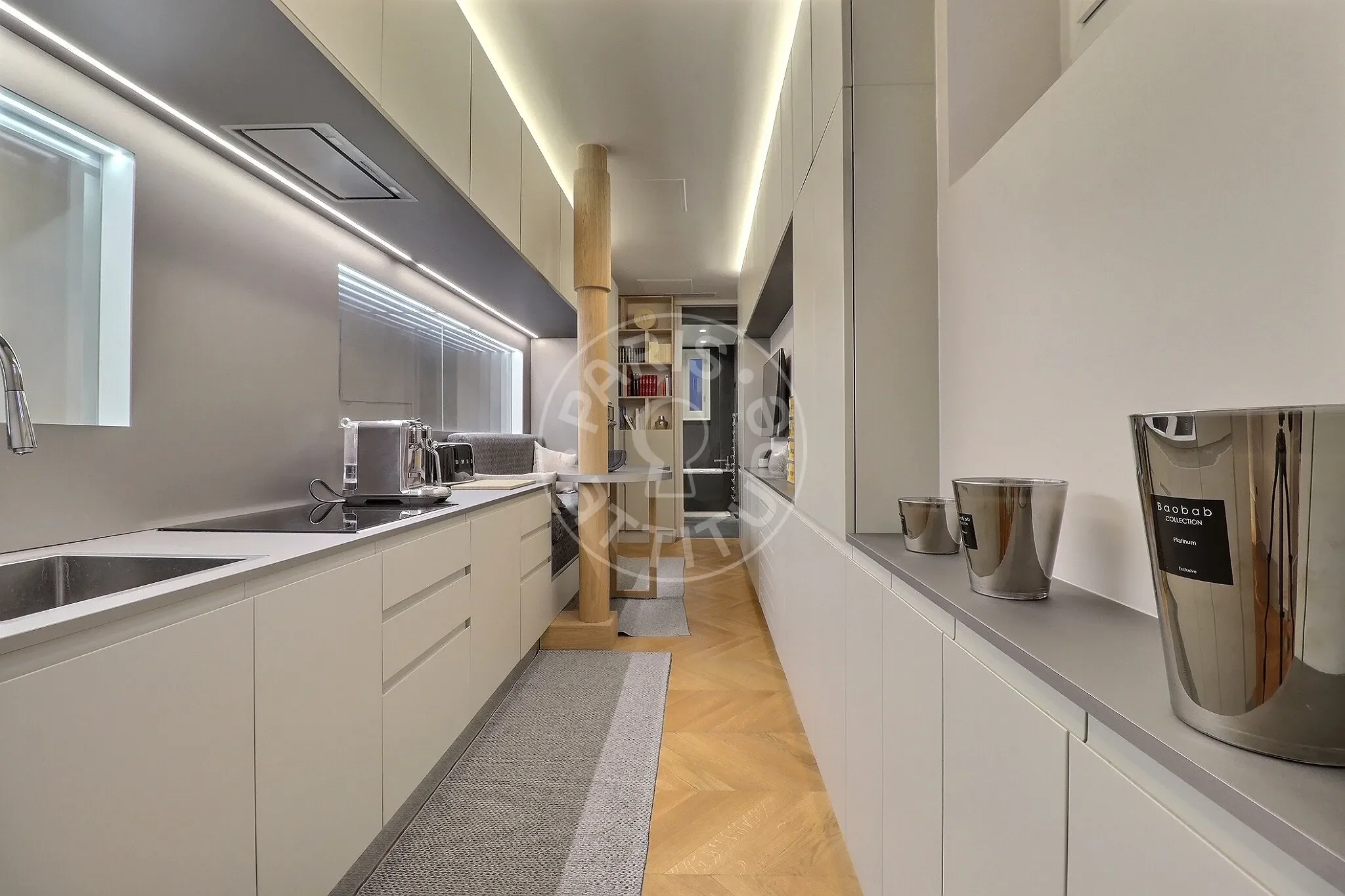 Appartement Avenue Montaigne à Paris