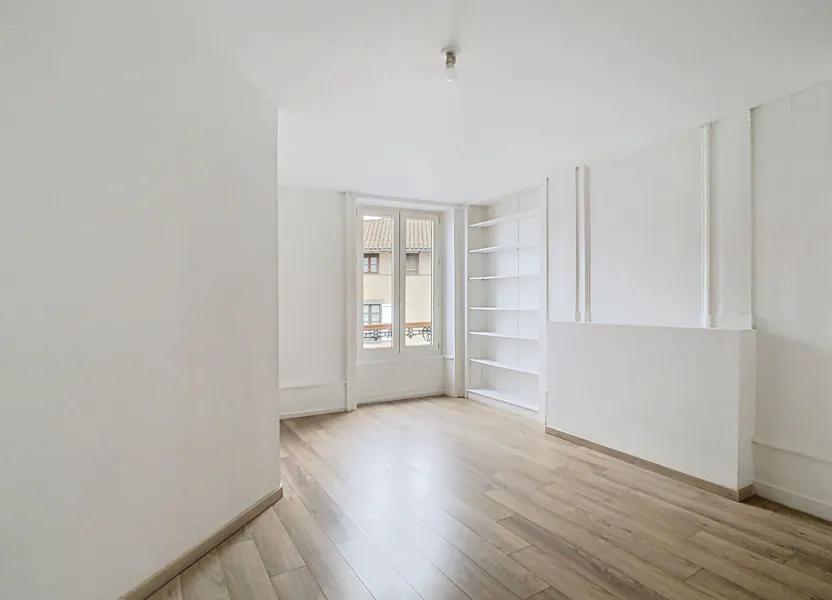 Appartement Place de l'Hôtel de Ville à Aurillac
