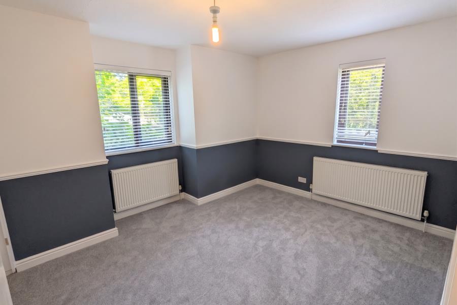 Flat The Rowans in Woking