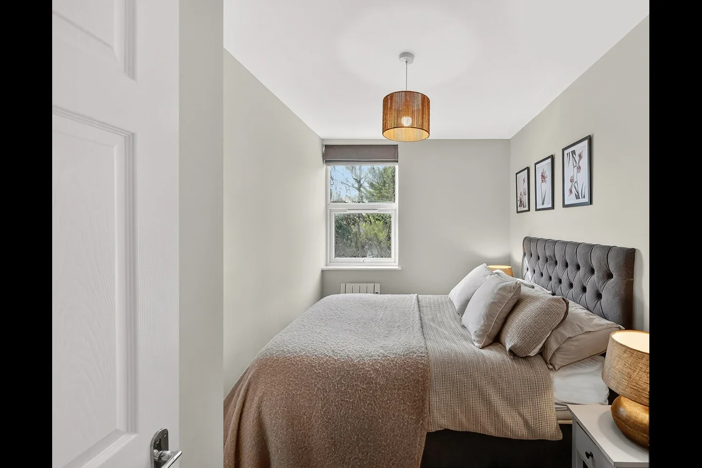 Flat Trinity Lane in Waltham Cross