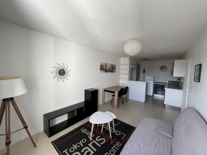 Flat Rue des Mimosas in Buxerolles