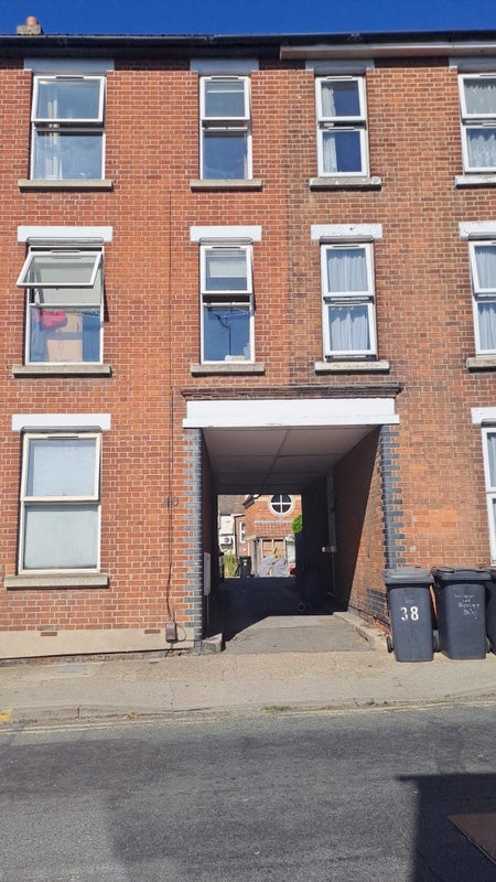 Room Bond Street in Ipswich