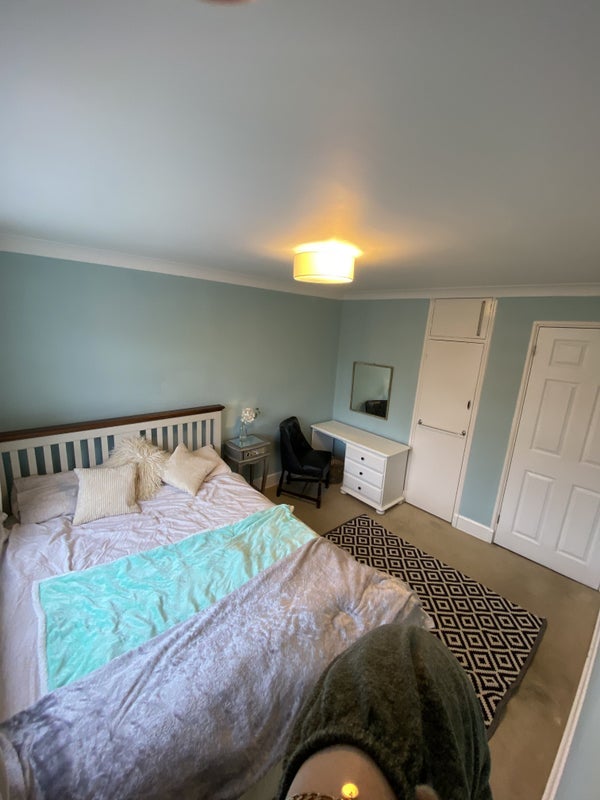 Room Gladstone Road in Bournemouth