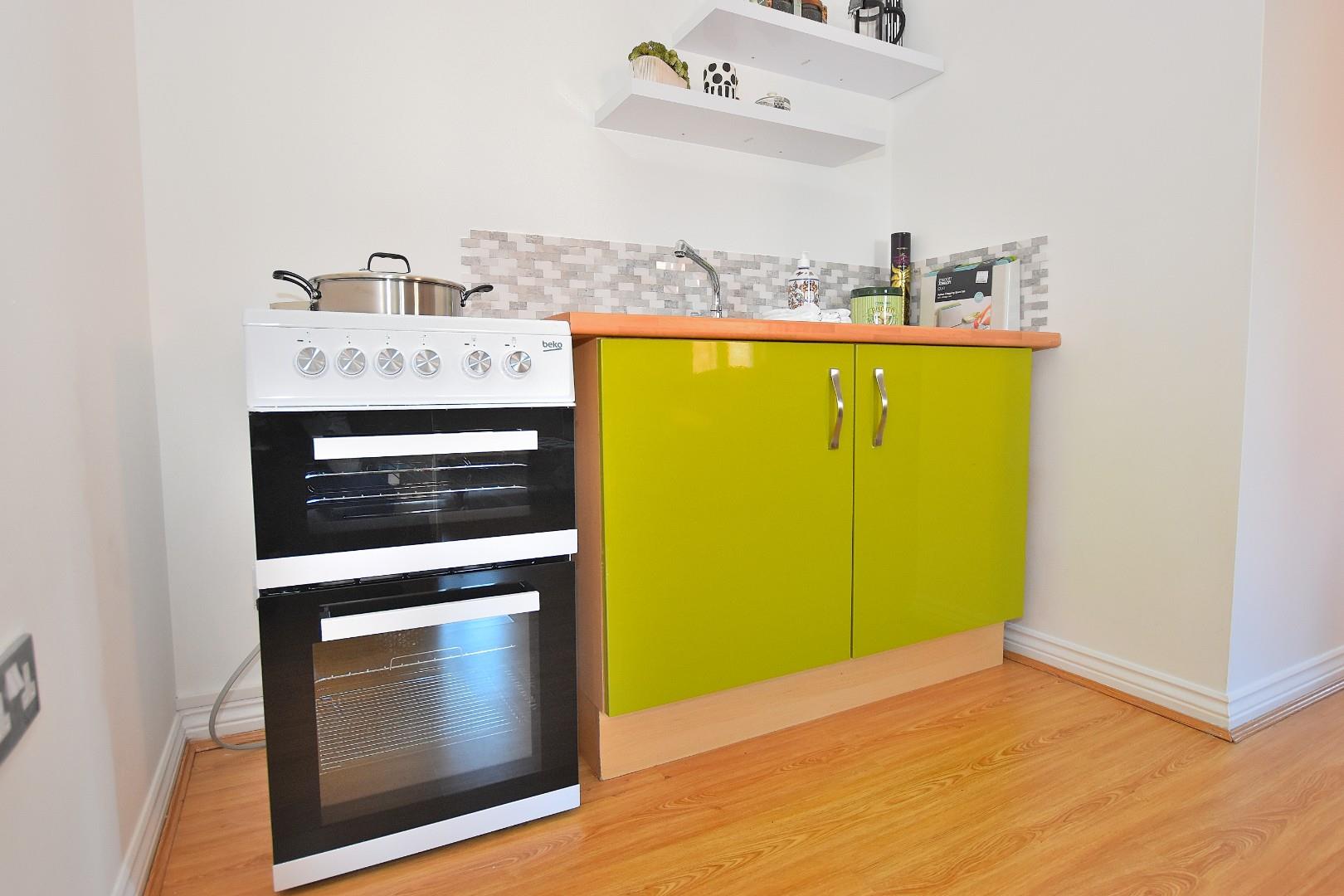 Flat Perry Road in Uttlesford