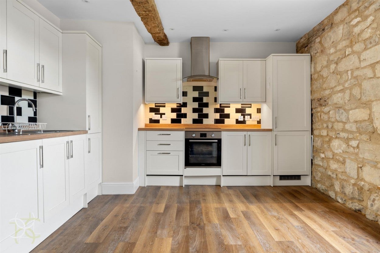 Flat The Green in Wychavon