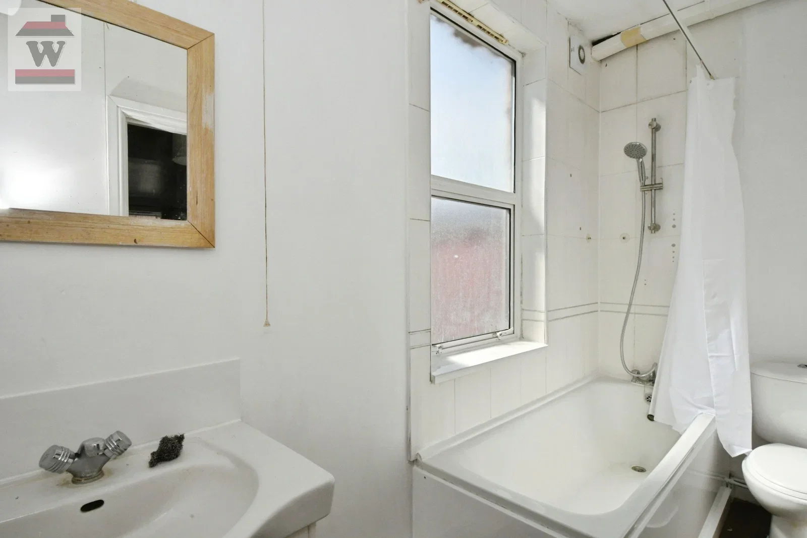 Flat Cecil Road in Greater London