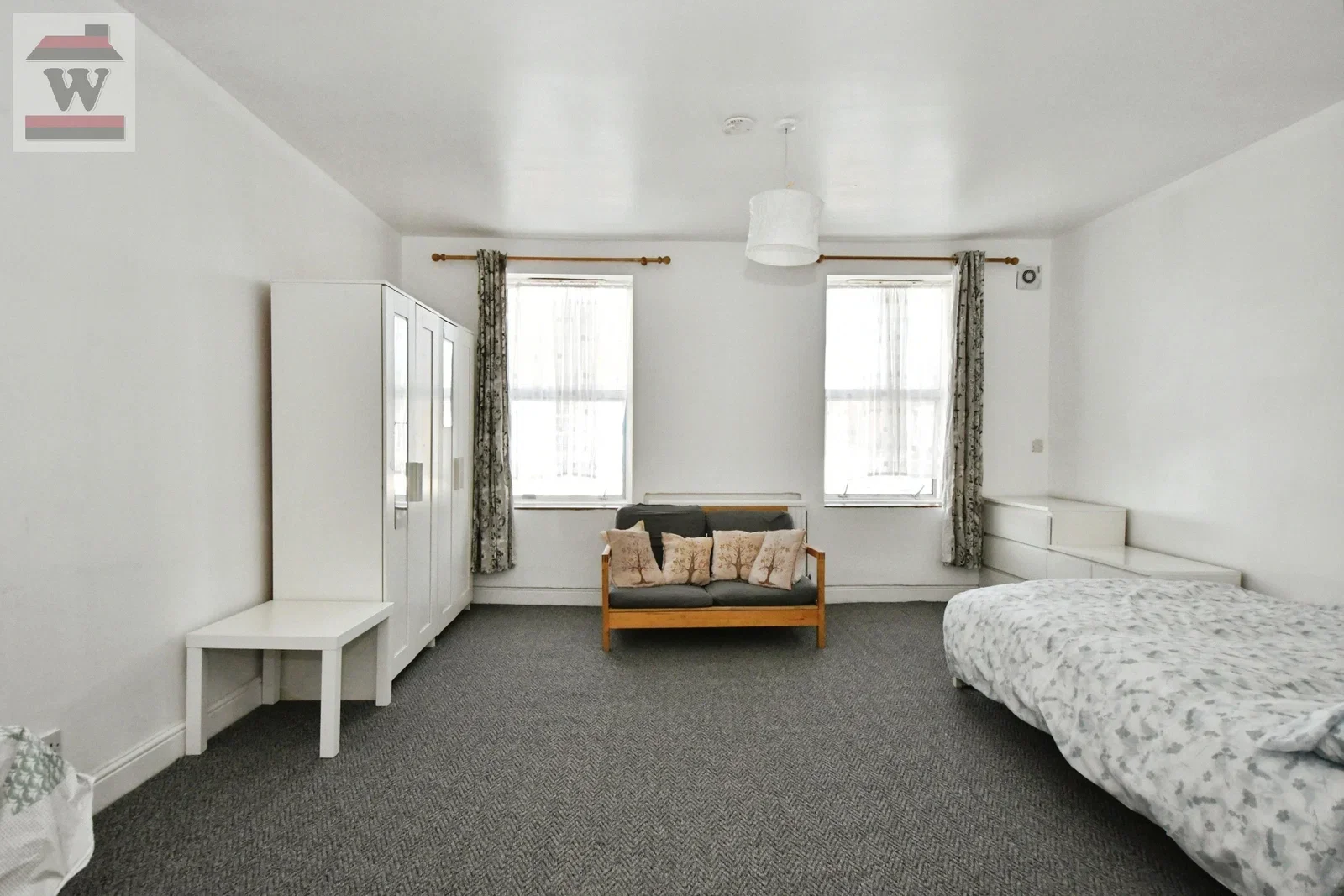 Flat Cecil Road in Greater London