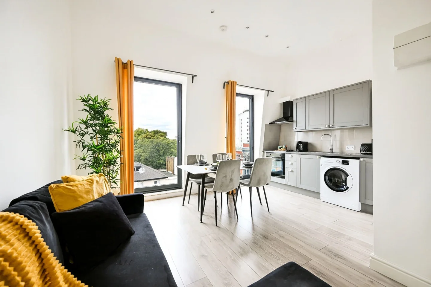 Flat The Broadway in Greater London