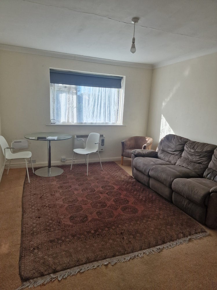 Flat Carlton Road in Greater London