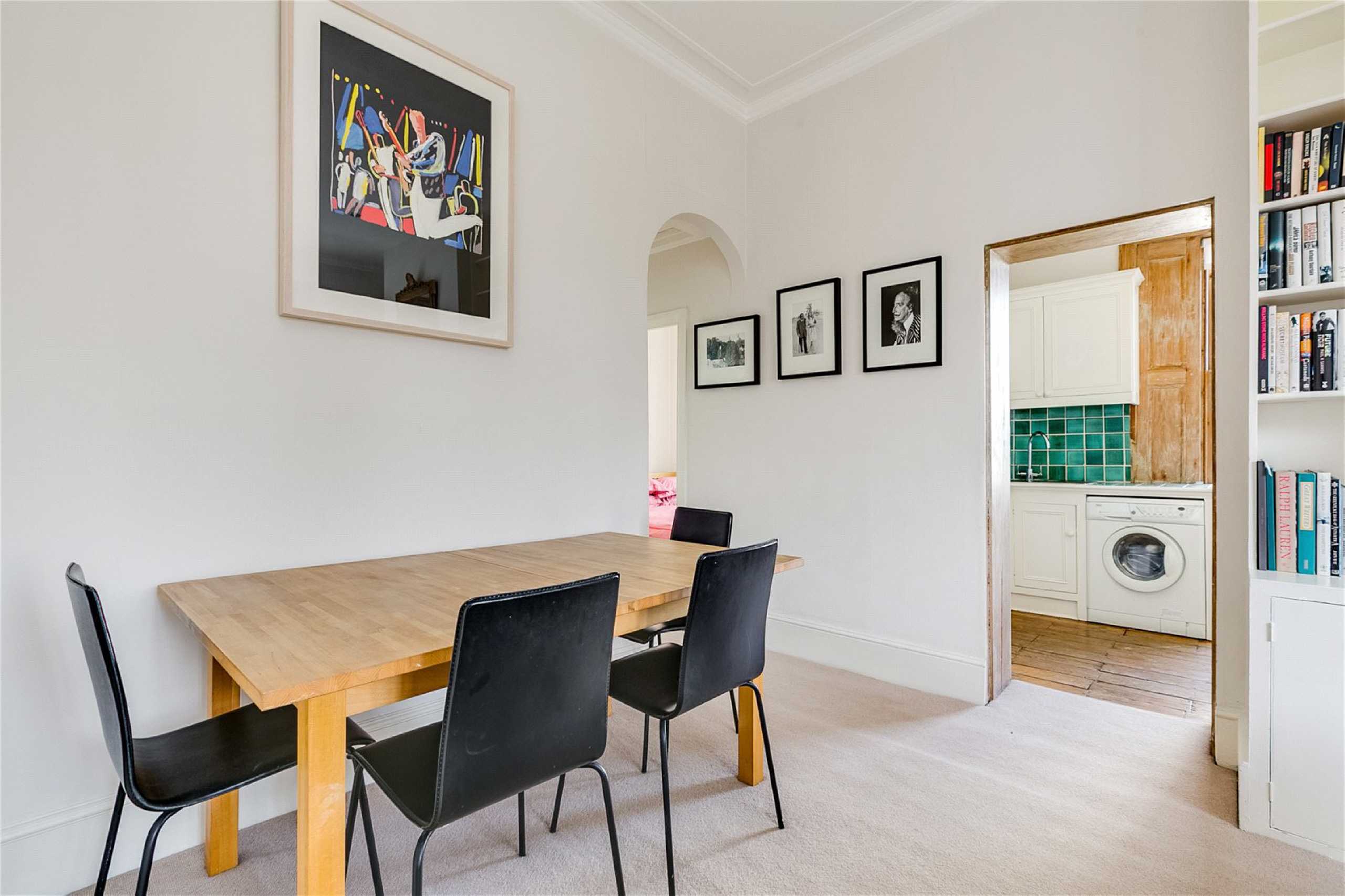 Flat Pembridge Villas in Greater London