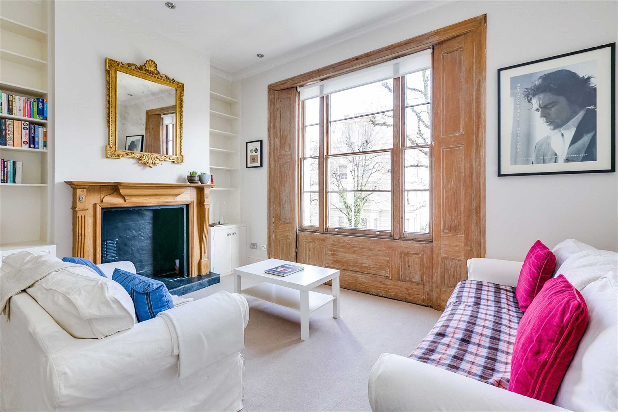 Flat Pembridge Villas in Greater London