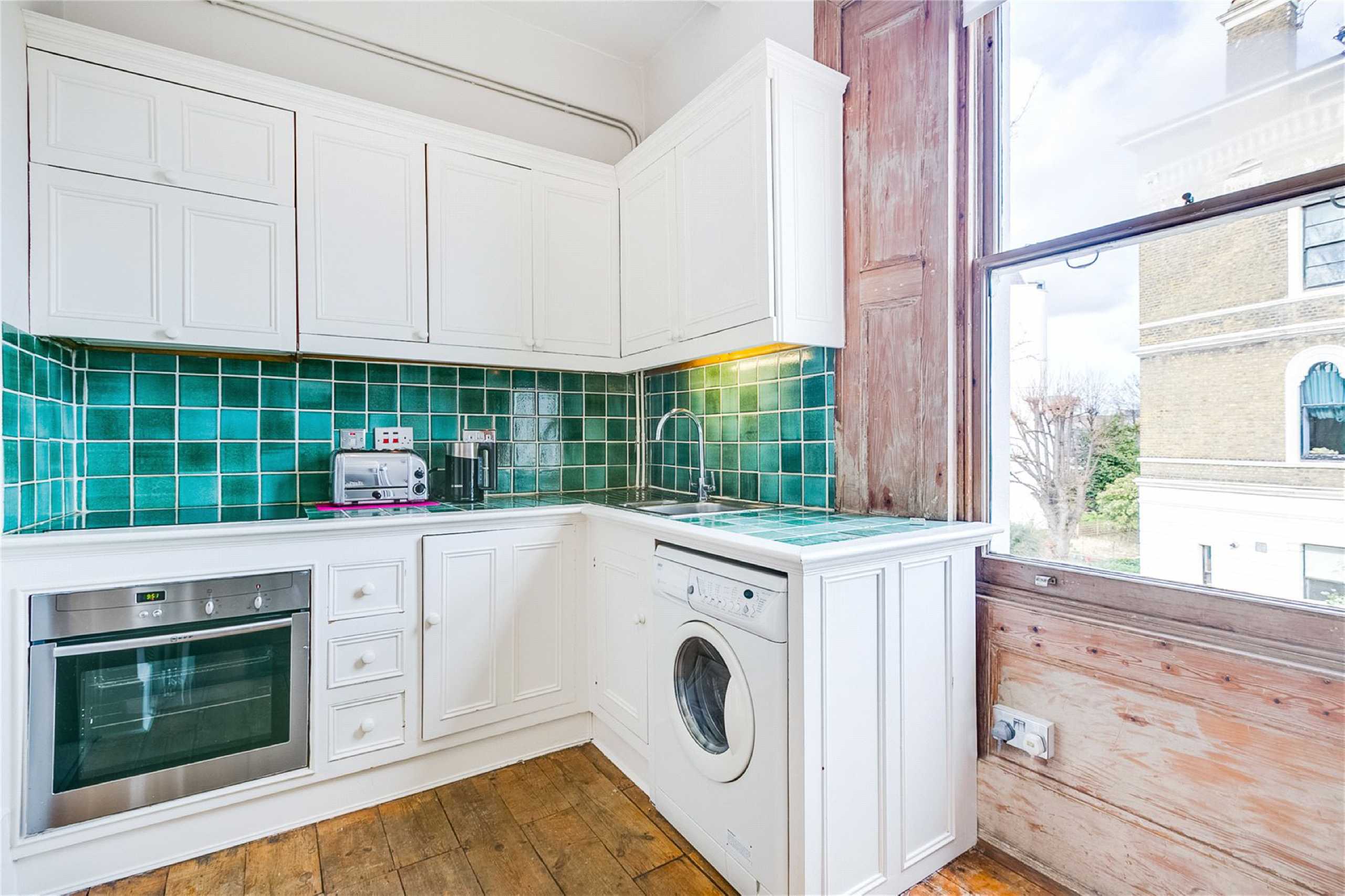 Flat Pembridge Villas in Greater London