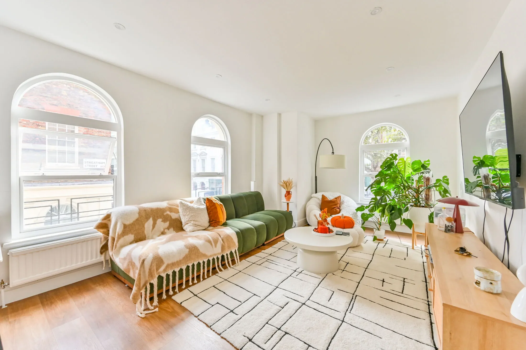 Flat Bloomsbury Street in Greater London