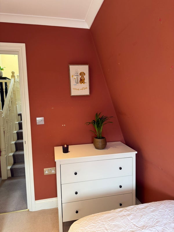 Room Candahar Road in Greater London