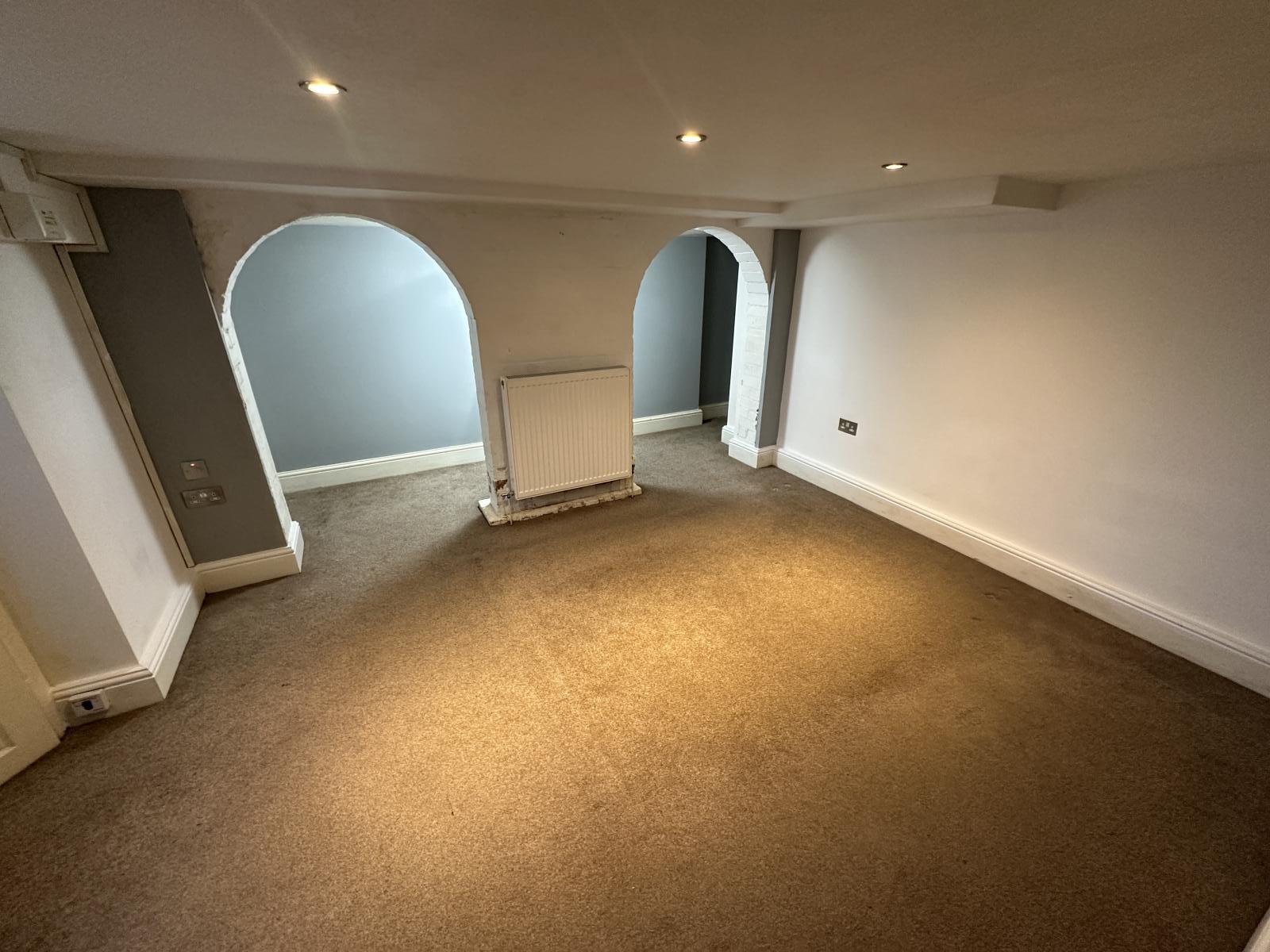 Flat Henwick Road in Worcester