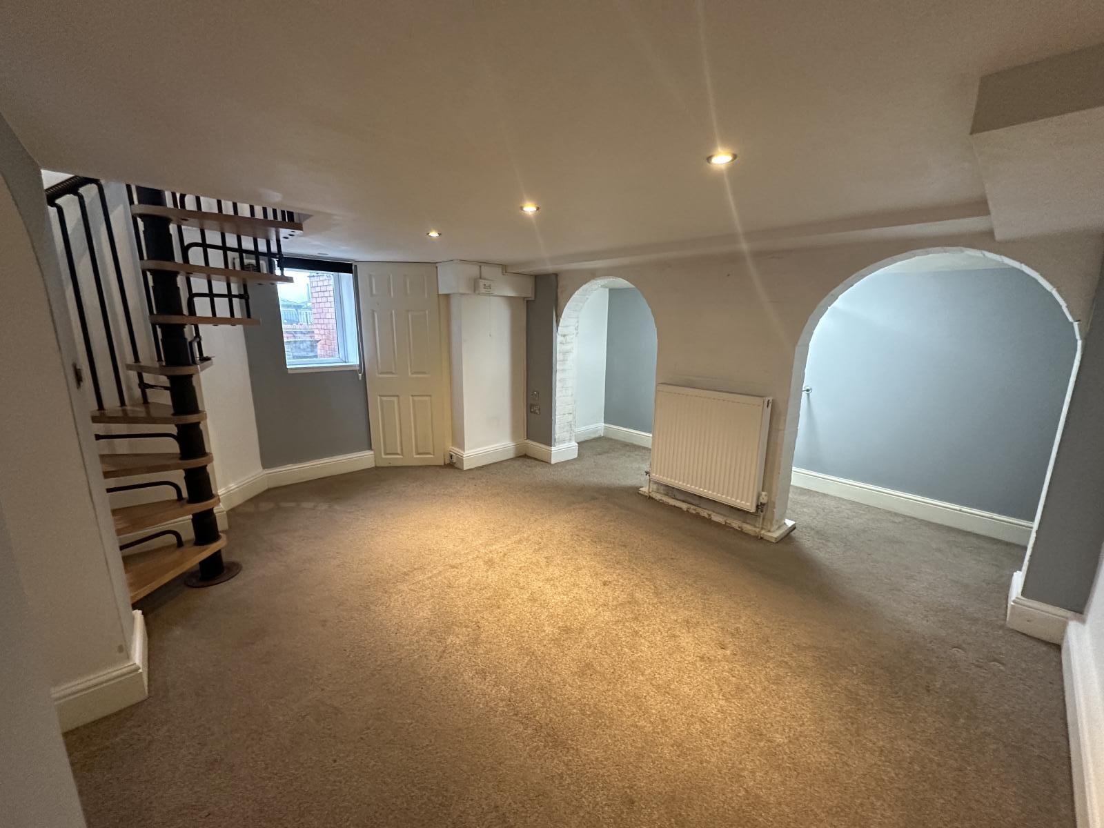 Flat Henwick Road in Worcester