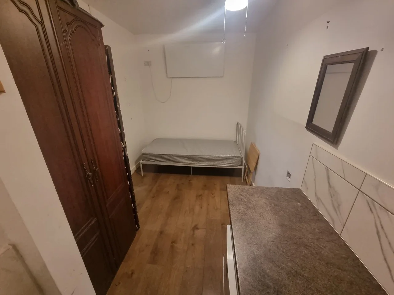 Flat Burlington Road in Greater London