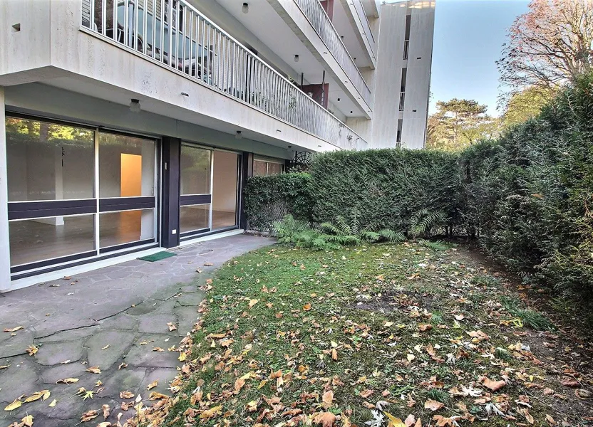 Appartement Avenue de la Belle Gabrielle à Nogent-sur-Marne