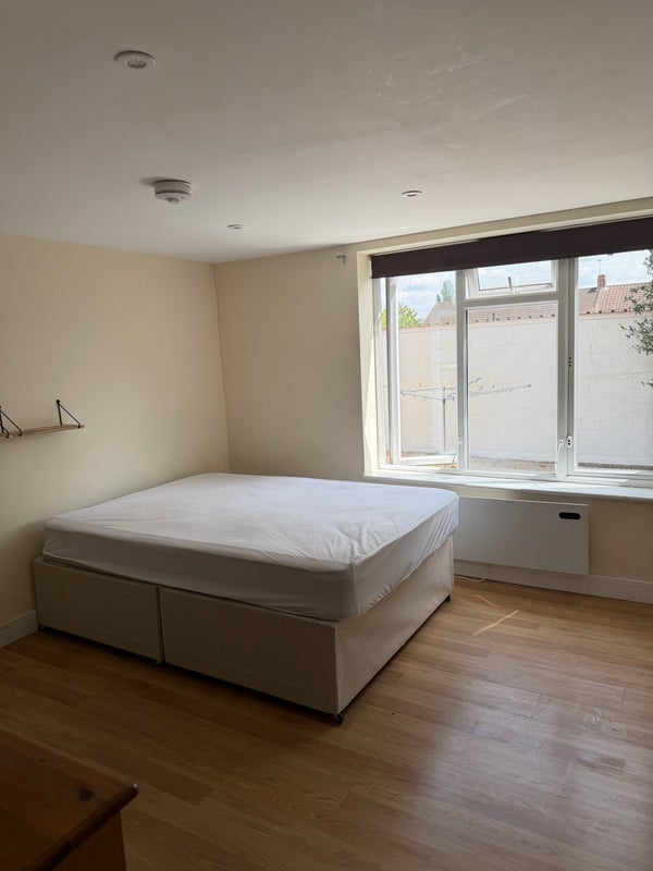 Room Rydings in Windsor