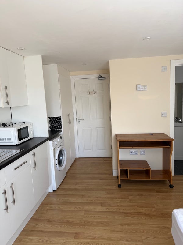 Room Rydings in Windsor