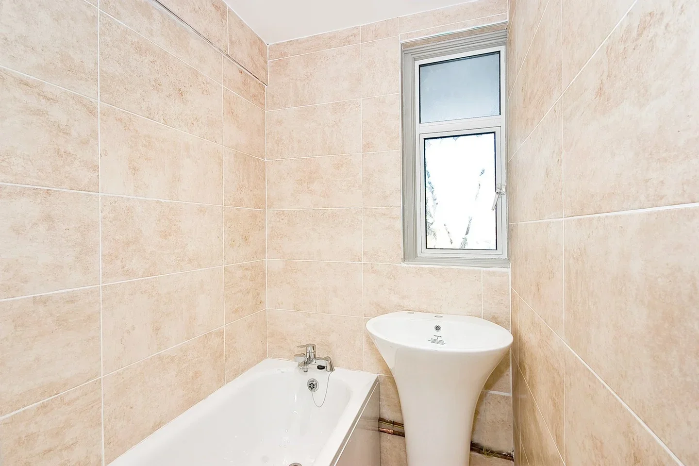Flat Hardegray Close in Greater London