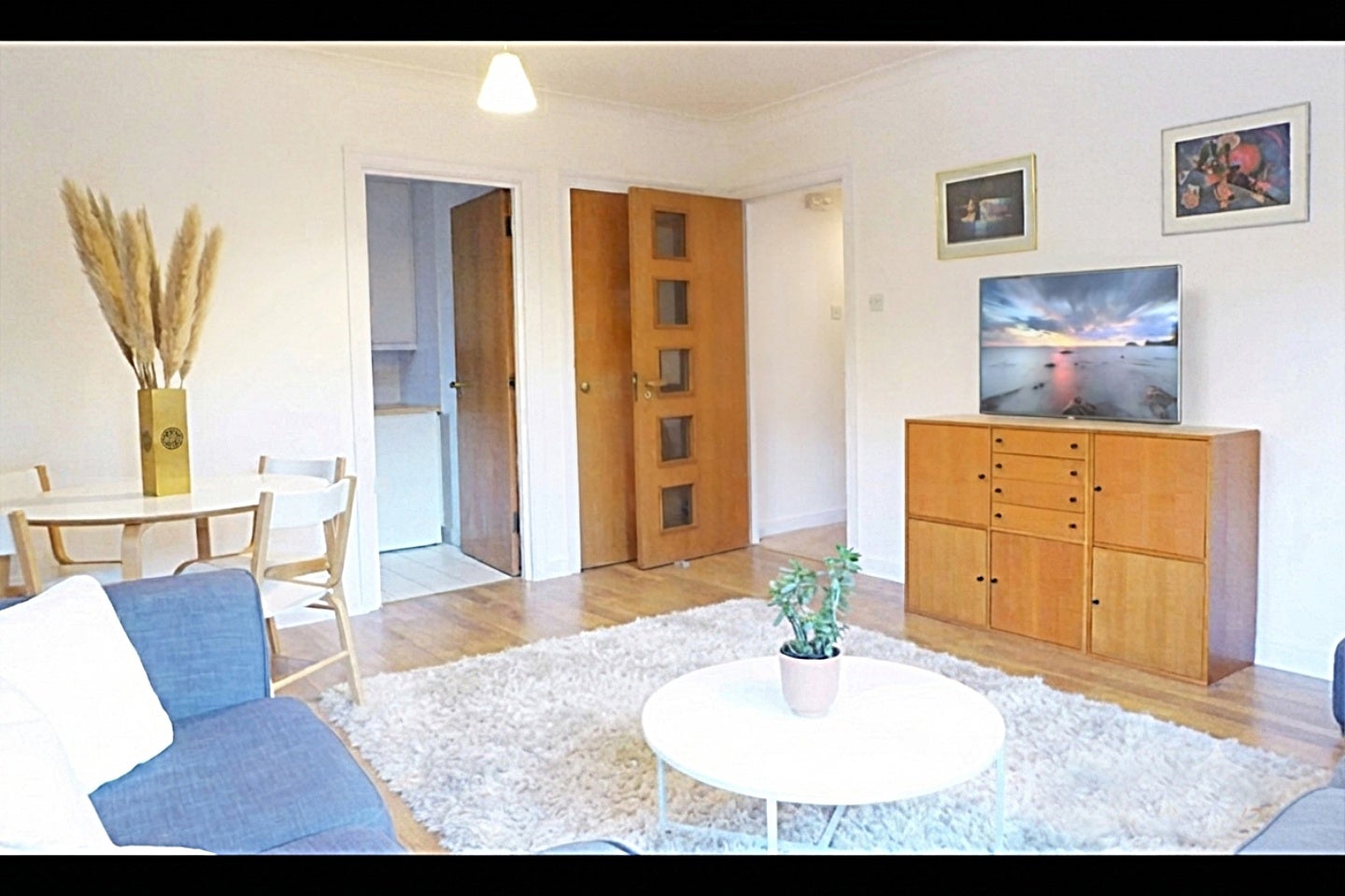 Flat Windsor Way in Greater London