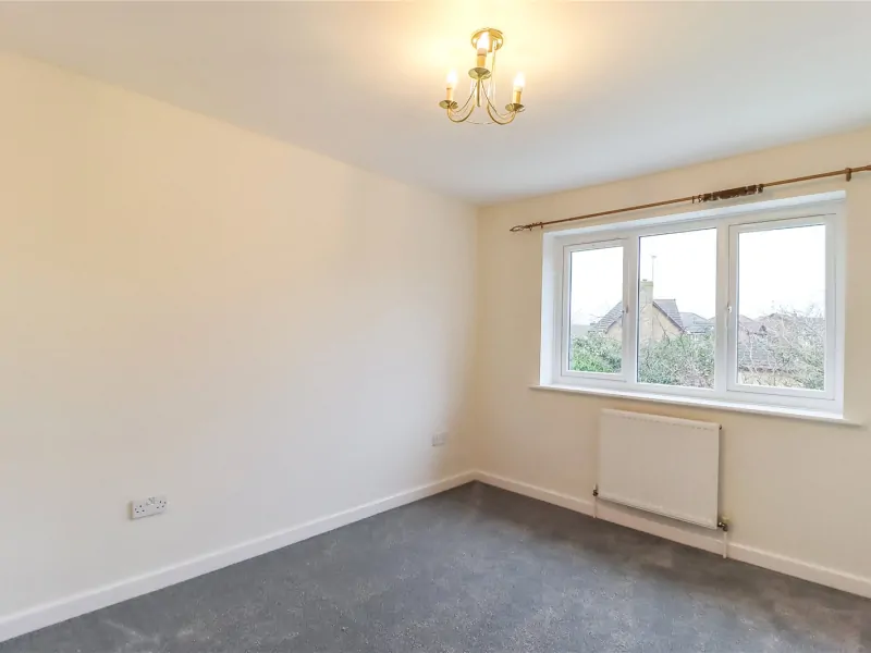 House Baylis Crescent in Mid Sussex