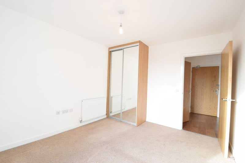 Flat West Green Road in Greater London