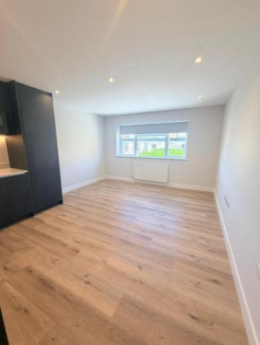 Flat Bromley Road in Greater London