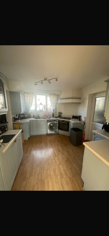 Room Cupfields Avenue in Sandwell