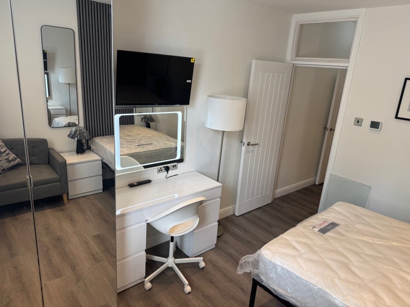Room Harkness Street in Manchester
