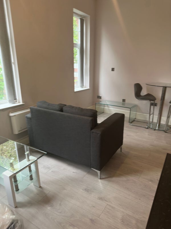 Flat Meadow Bank Court in Trafford