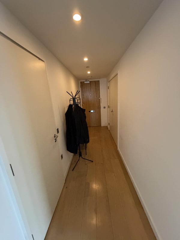 Room Walworth Road in Greater London