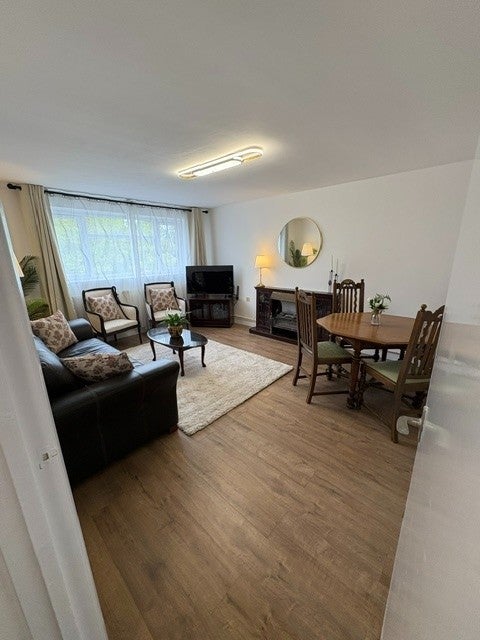 Flat Farr Drive in Coventry