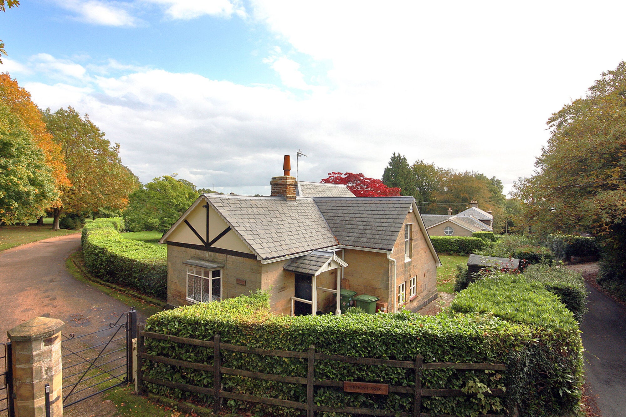 House Broom Lane in Tunbridge Wells