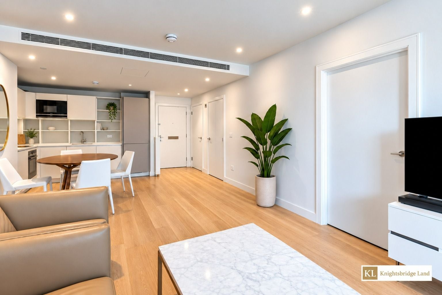 Flat Thurstan Street in Greater London