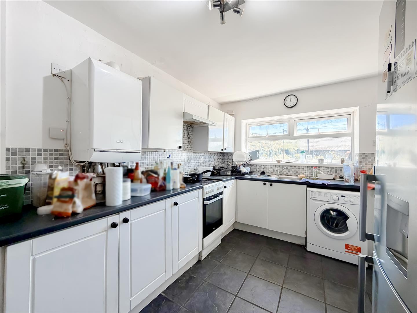 Flat Queen Street in Pontypridd