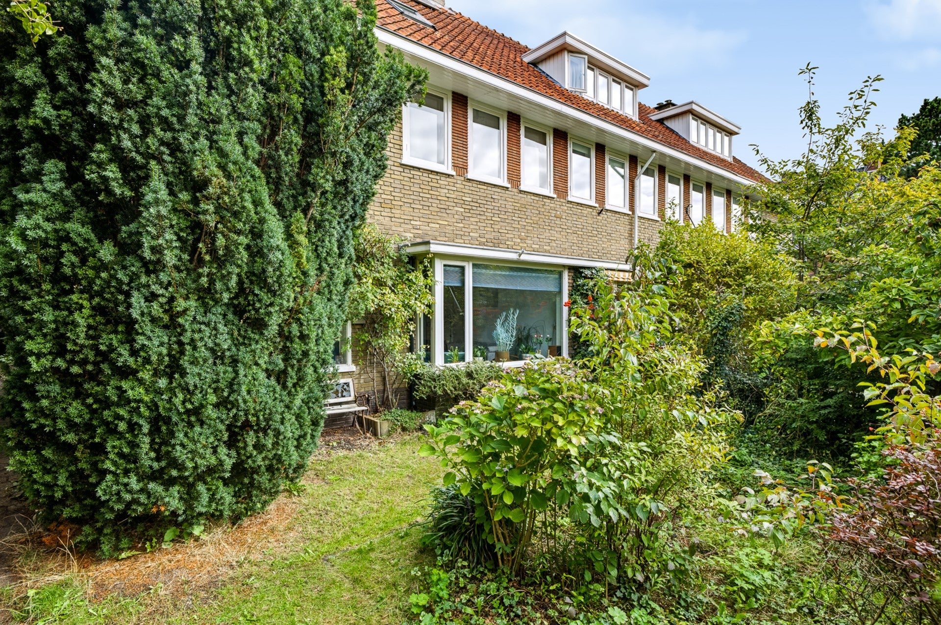 Hoekwoning te koop: Frans Halslaan 22, Naarden