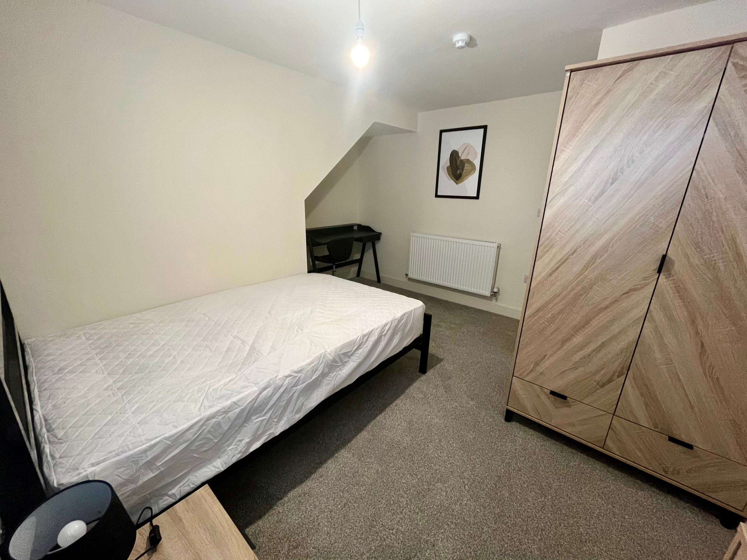 Room Orchard Street in Peterborough