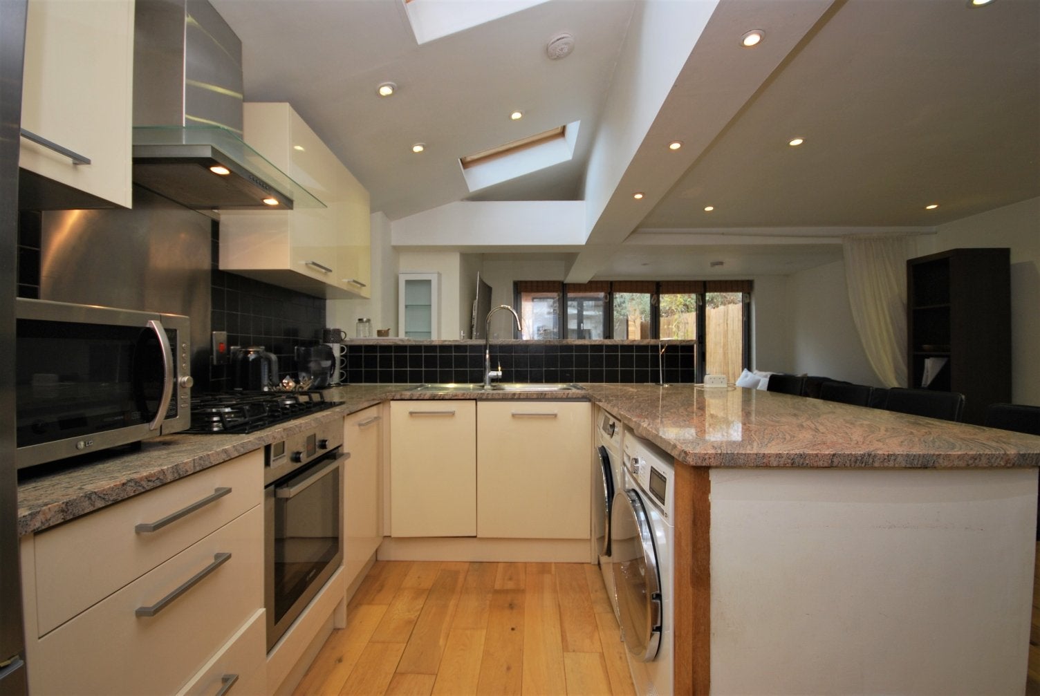 Flat Goodrich Road in Greater London