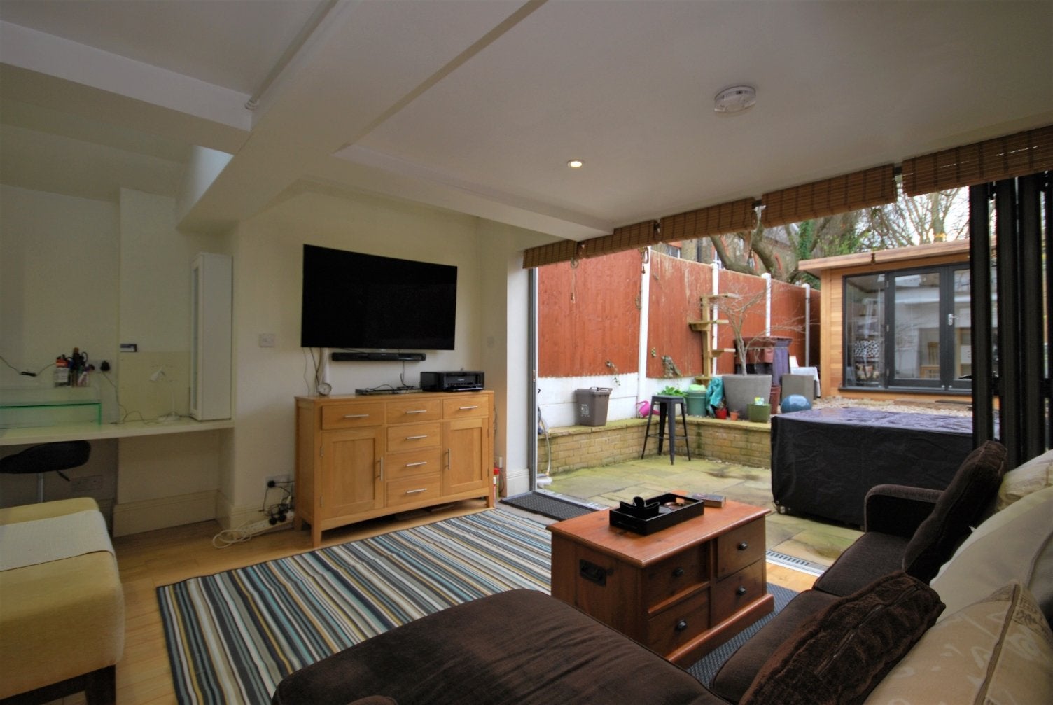 Flat Goodrich Road in Greater London