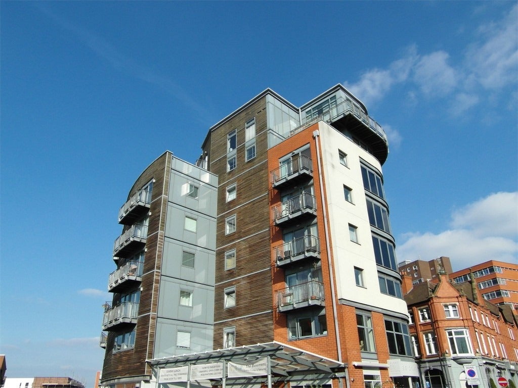 Flat Summer Row in Birmingham