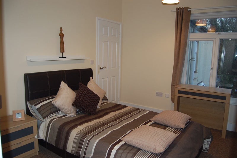 Flat Hallewell Road in Birmingham