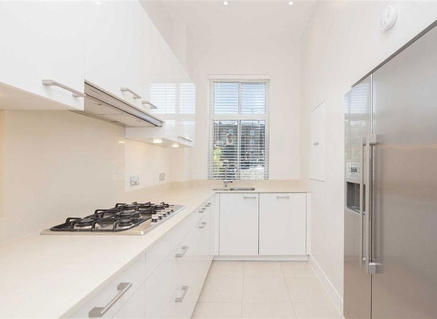 Flat Montagu Street in City of Westminster