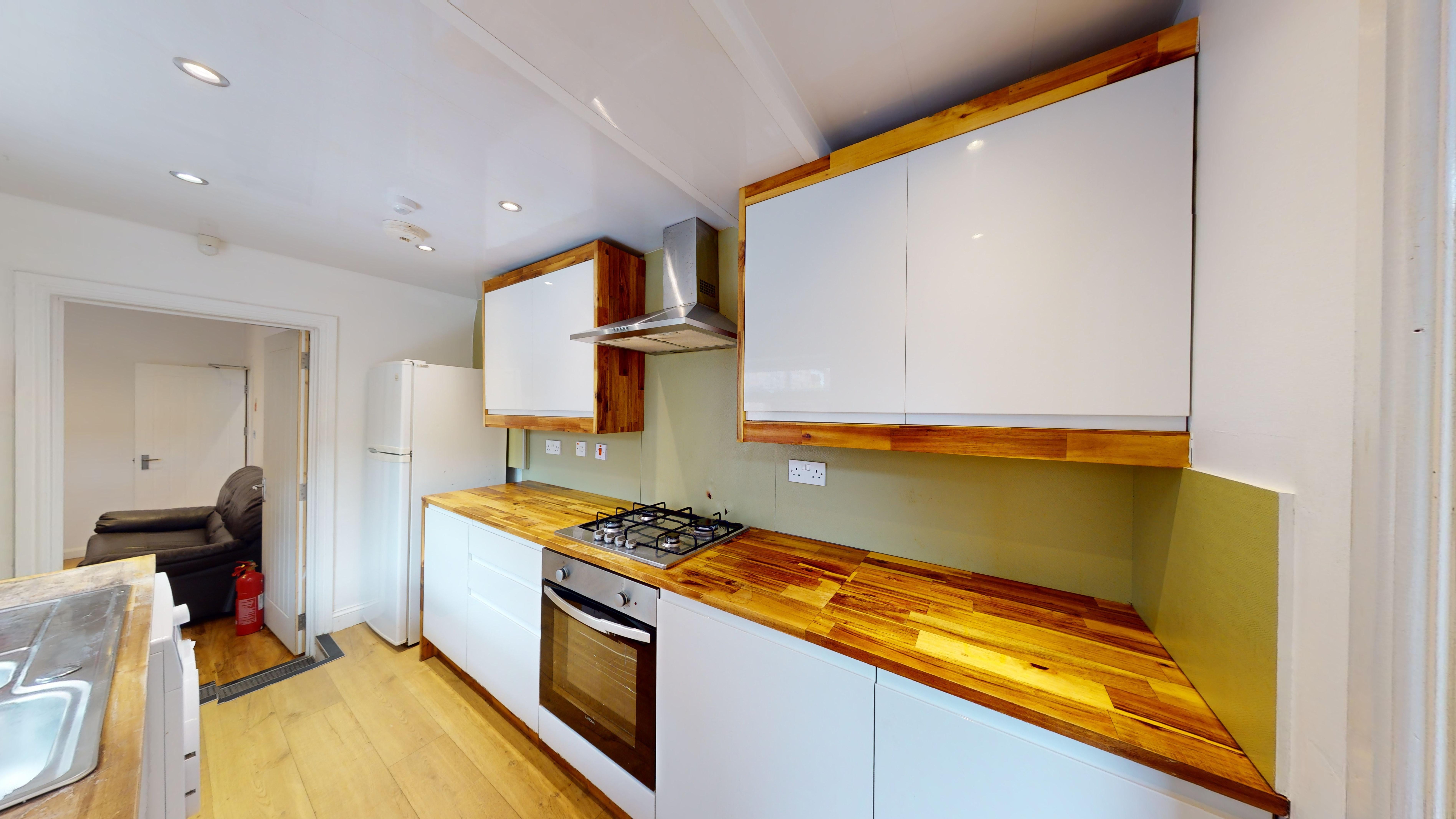 Room Croydon Road in Newcastle upon Tyne