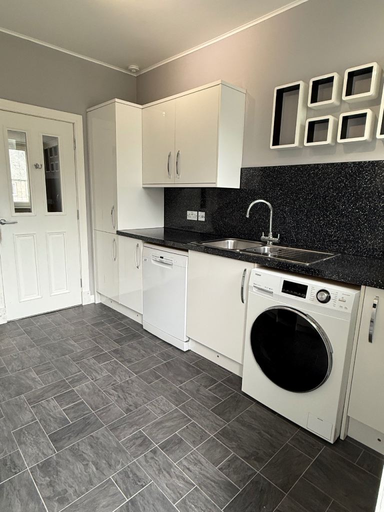 Flat Redmoss Avenue in Aberdeen City