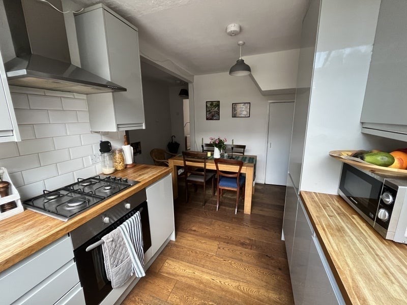 Room Bowlands Road in Greater London