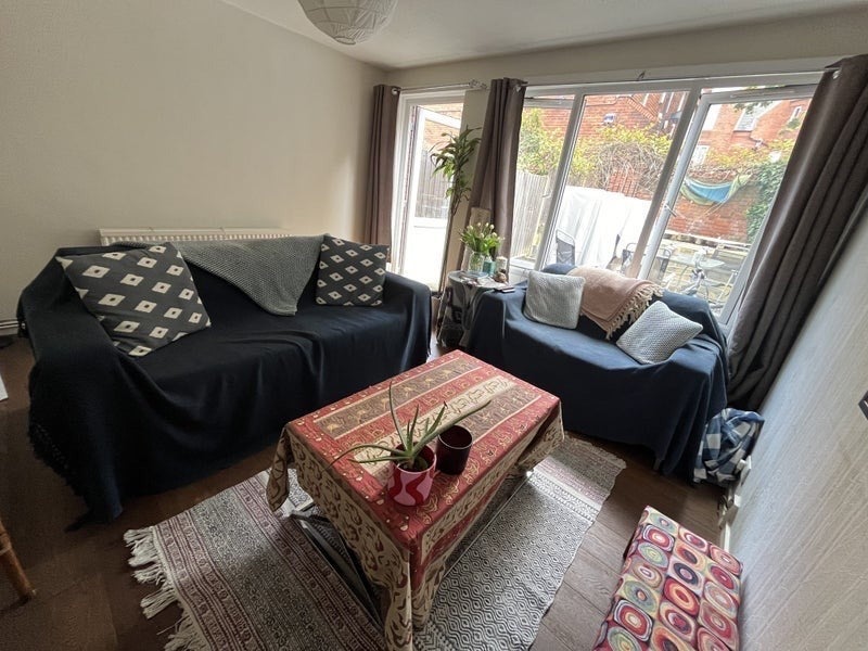 Room Bowlands Road in Greater London